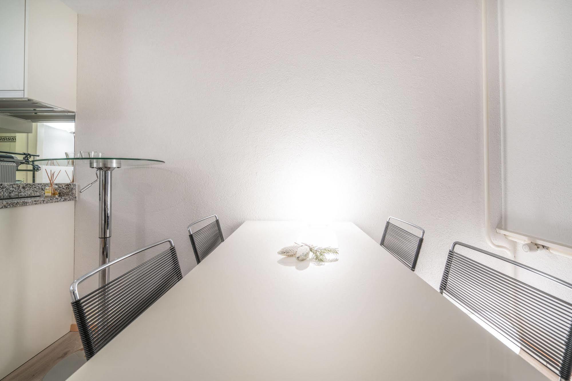 Apartment Top City Center Location By Airhome Zug